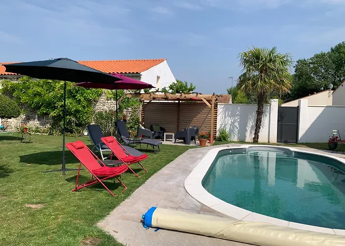 Bed and breakfast La Plordonniere 3*